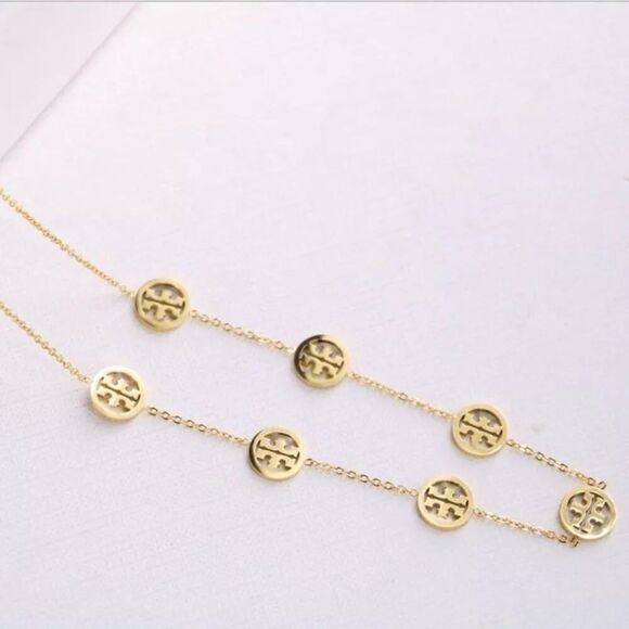 NWT Tory Burch Gold Round Logo Adjustable Chain Necklace - Picture 3 of 5